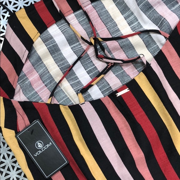 🔥 VOLCOM DRESS 🔥 - Picture 8 of 9